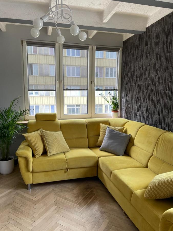 Grey Gucci Apartment City Center Варшава Екстер'єр фото