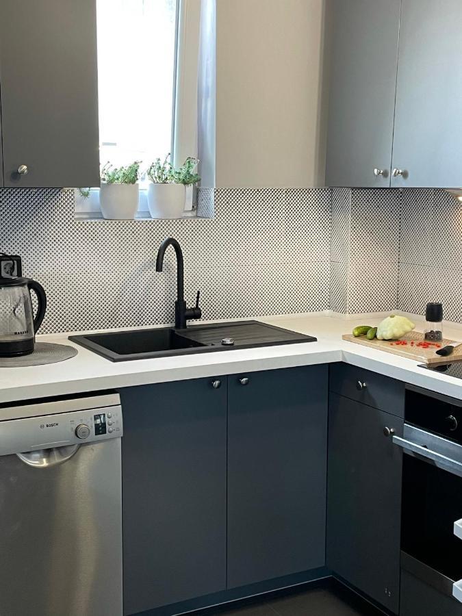 Grey Gucci Apartment City Center Варшава Екстер'єр фото