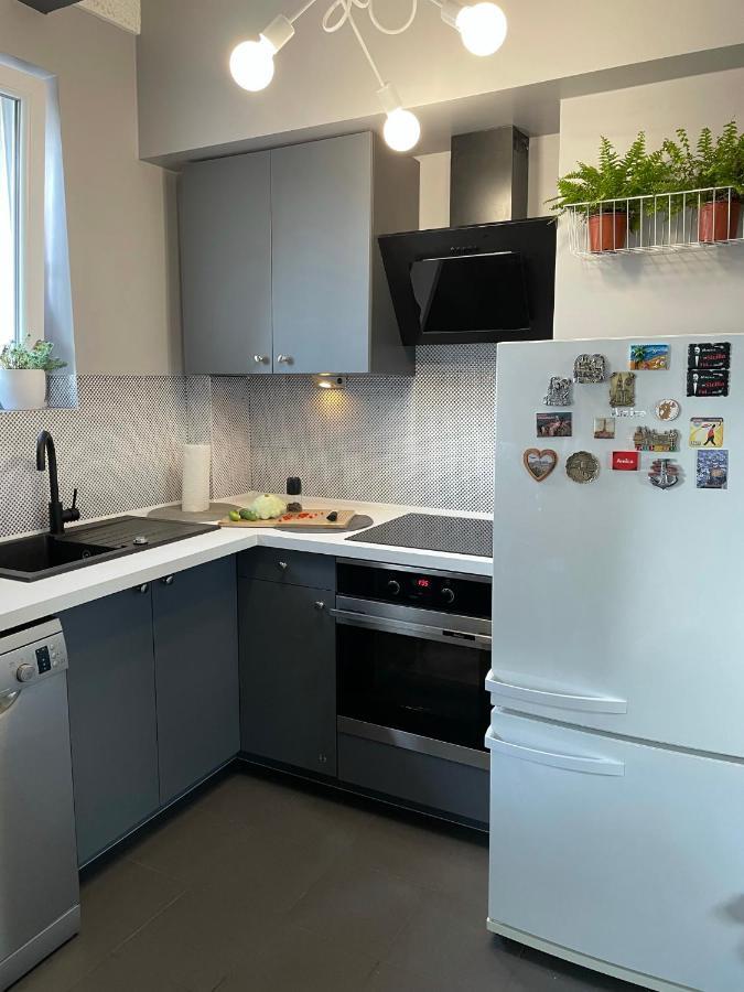 Grey Gucci Apartment City Center Варшава Екстер'єр фото
